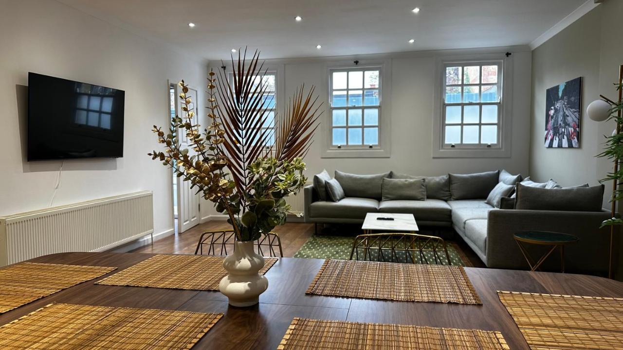 Aldo's 2 Bedroom Townhouse N1 Casa vacanze *